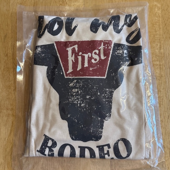🤠NEW🤠 Not My First Rodeo Graphic Tee - Picture 5 of 5